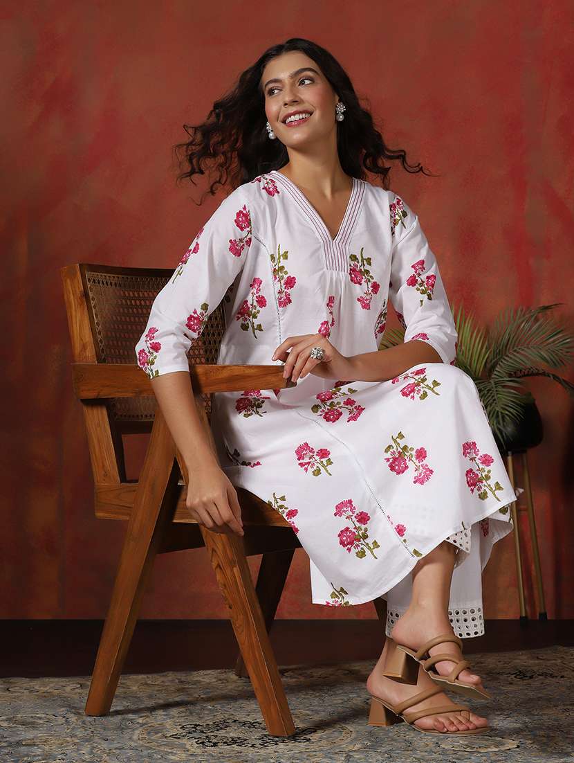 women floral printed three quarter sleeve kurta pant set - 22161033 -  Standard Image - 4