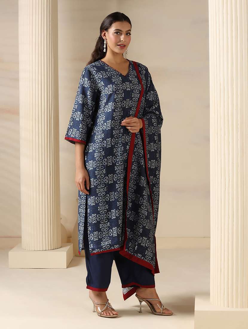 women printed three quarter sleeve kurta pant with dupatta set - 22161070 -  Standard Image - 1