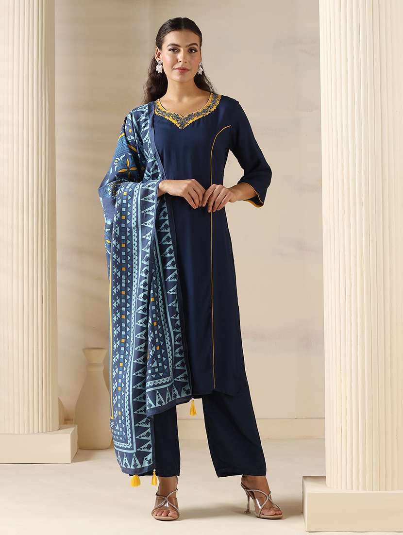 women embroidered three quarter sleeve kurta pant with dupatta set