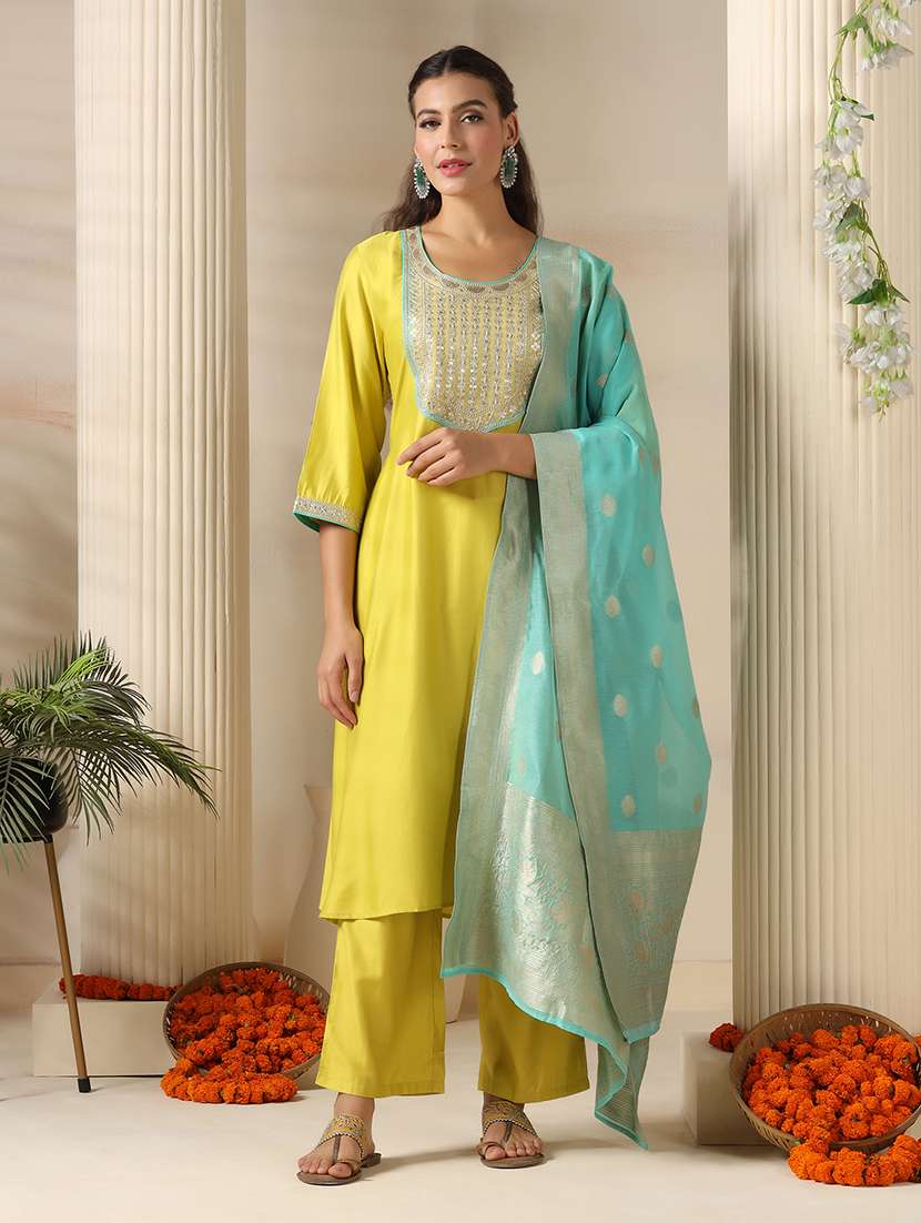 women embroidered three quarter sleeve kurta pant with dupatta set