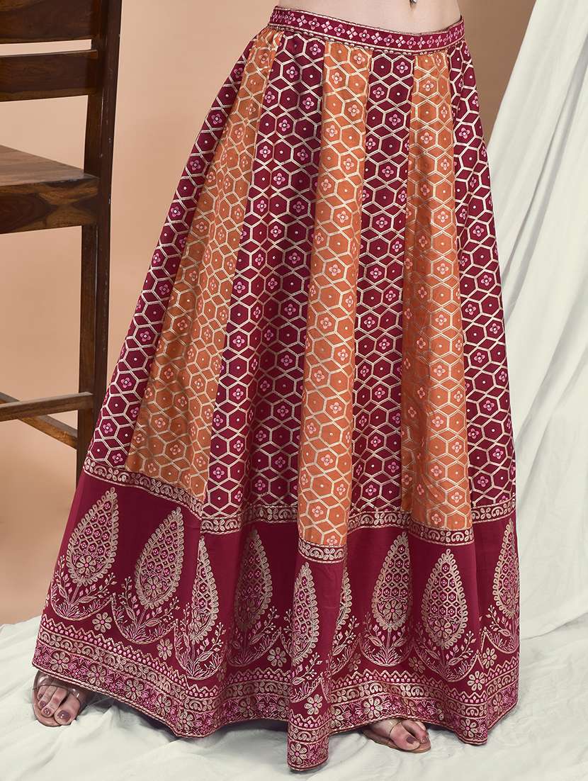 women printed with embroidery lehenga and choli with dupatta - 22161094 -  Standard Image - 4