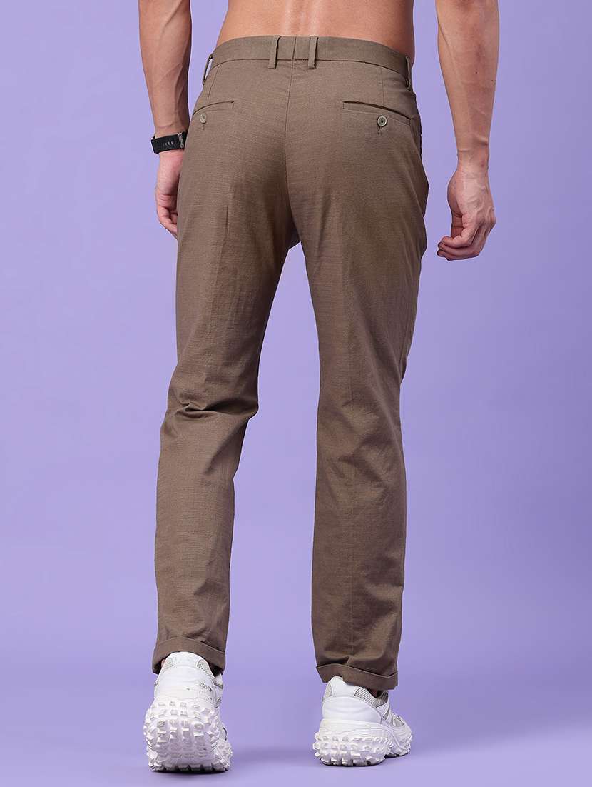 men solid mid rise regular fit chinos - 22162036 -  Standard Image - 4