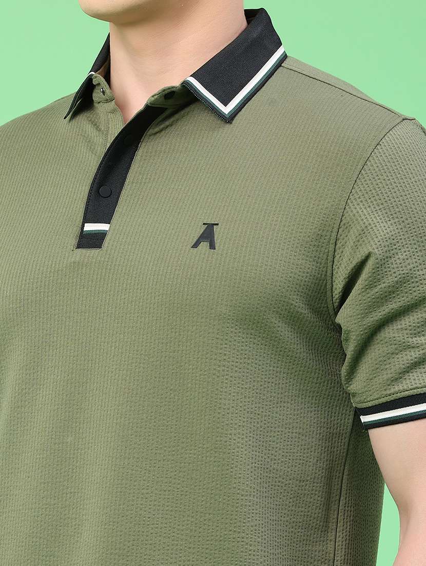 Men Textured Short Sleeve Slim Fit Polo T-shirt - 22162081 -  Standard Image - 1