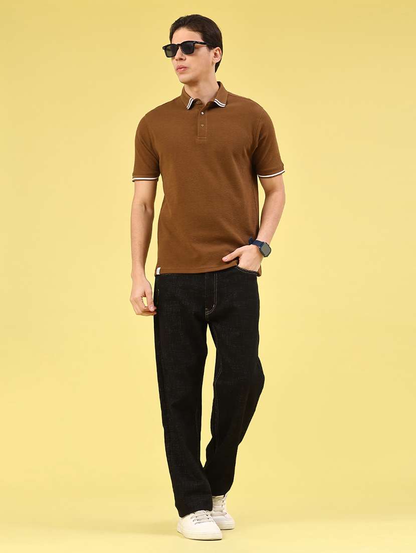 men brown cotton blend plain t-shirt - 22162110 -  Standard Image - 4