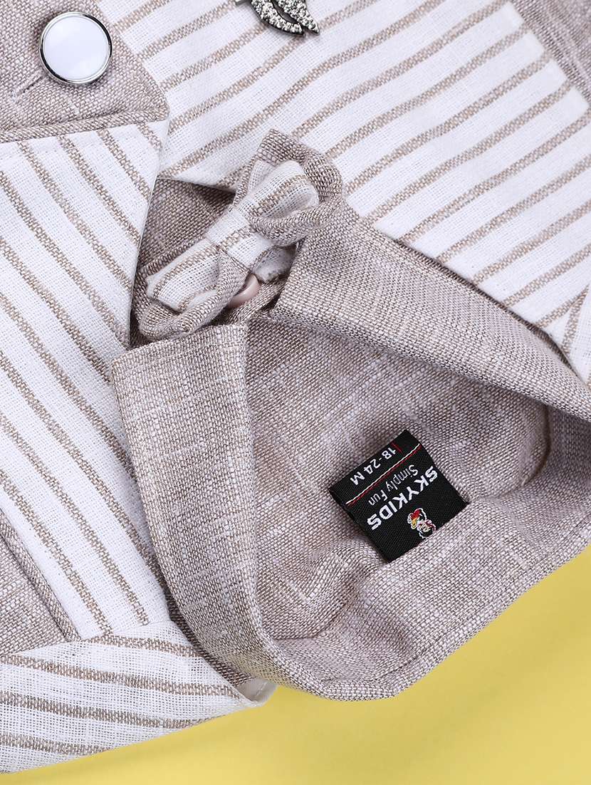 boys striped short sleeves waistcoat twin set - 22162121 -  Standard Image - 4