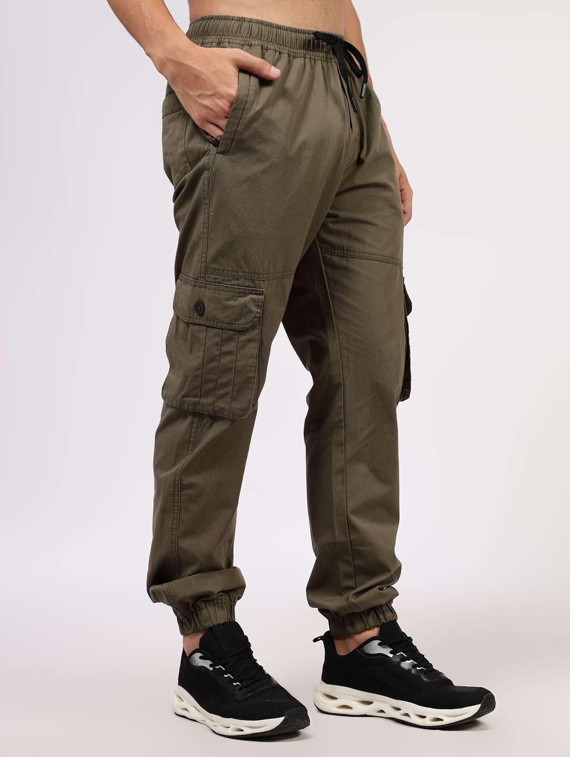 men solid mid rise regular fit cargo jogger - 22162554 -  Standard Image - 1