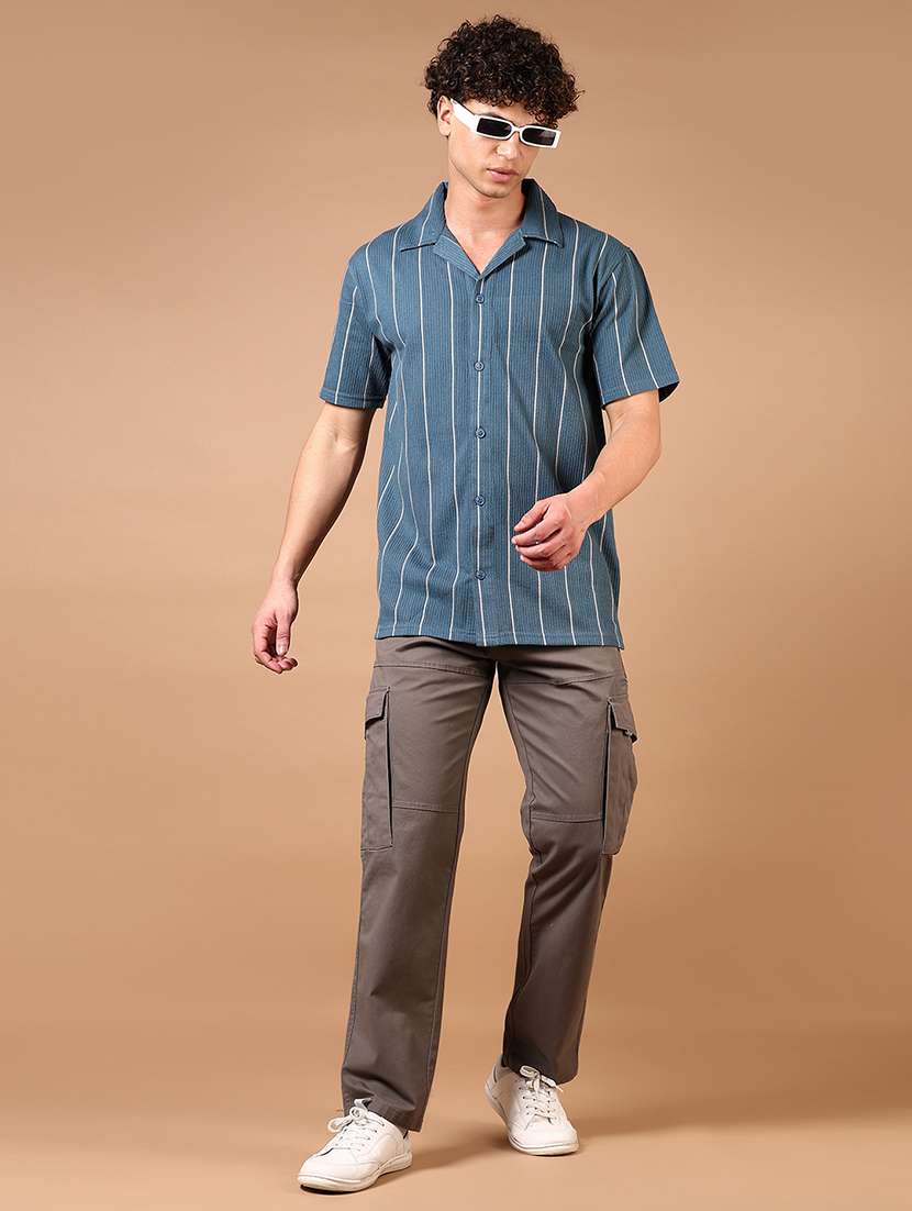 men solid mid rise cargo - 22163413 -  Standard Image - 4