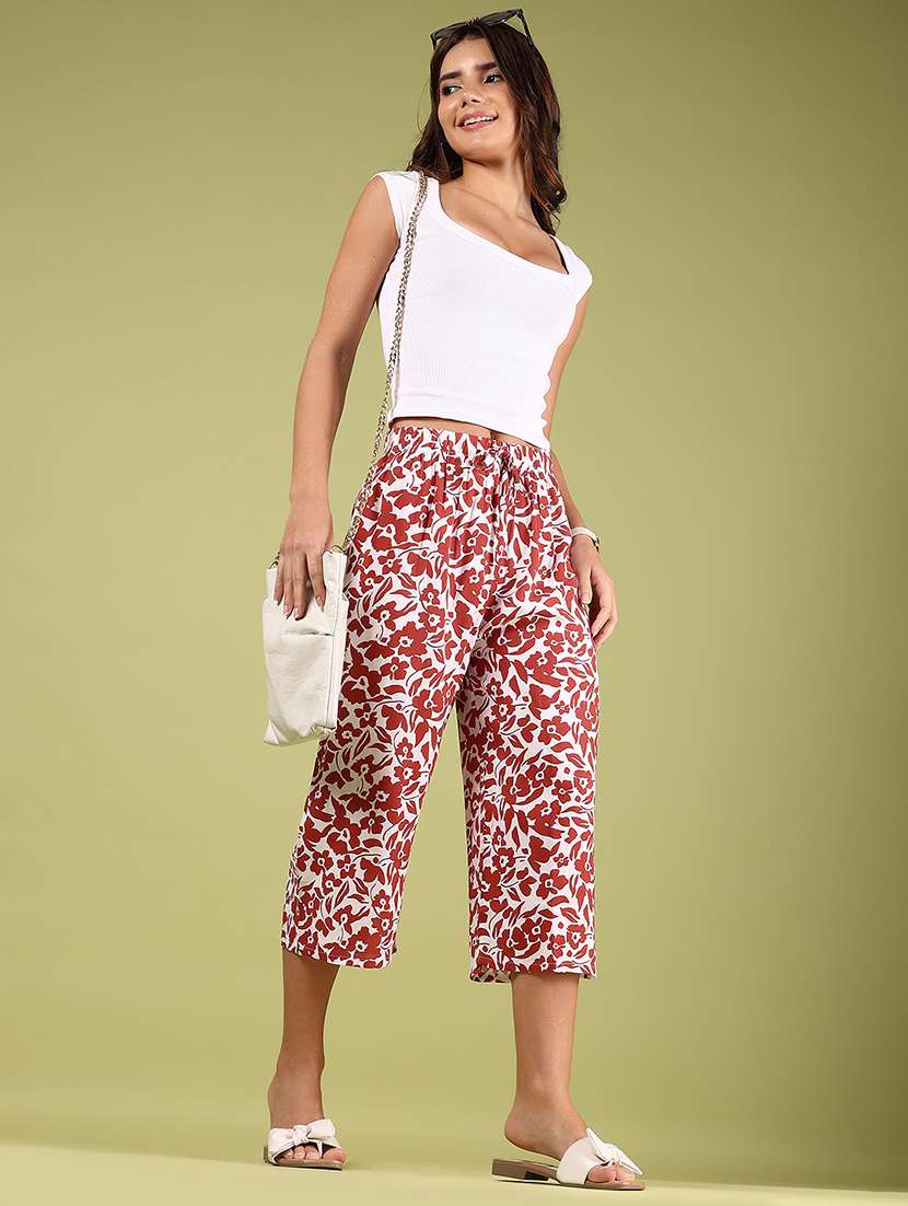 women printed mid rise relaxed fit capri - 22163423 -  Standard Image - 4