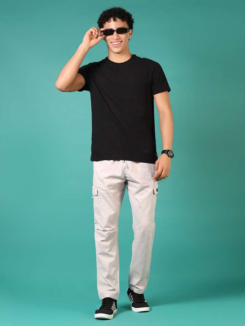 men solid mid rise regular fit cargo - 22163567 -  Standard Image - 4