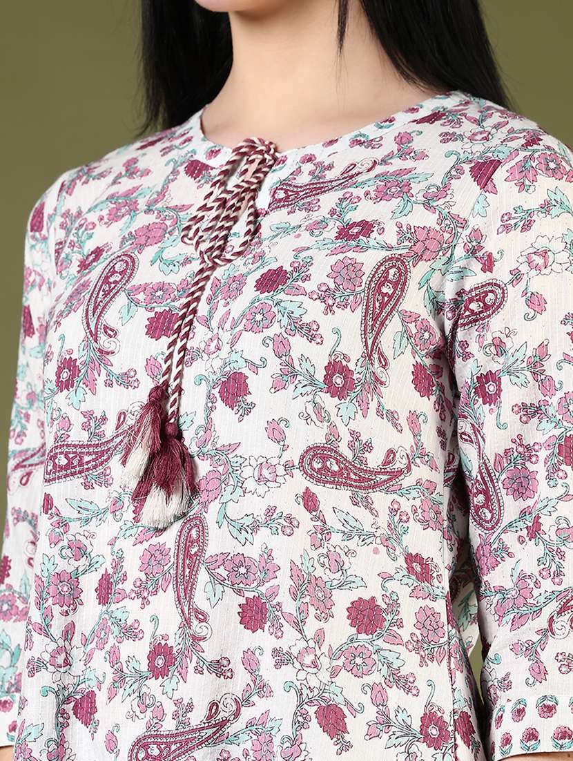 women floral printed three quarter sleeve kurta pant set - 22163597 -  Standard Image - 4
