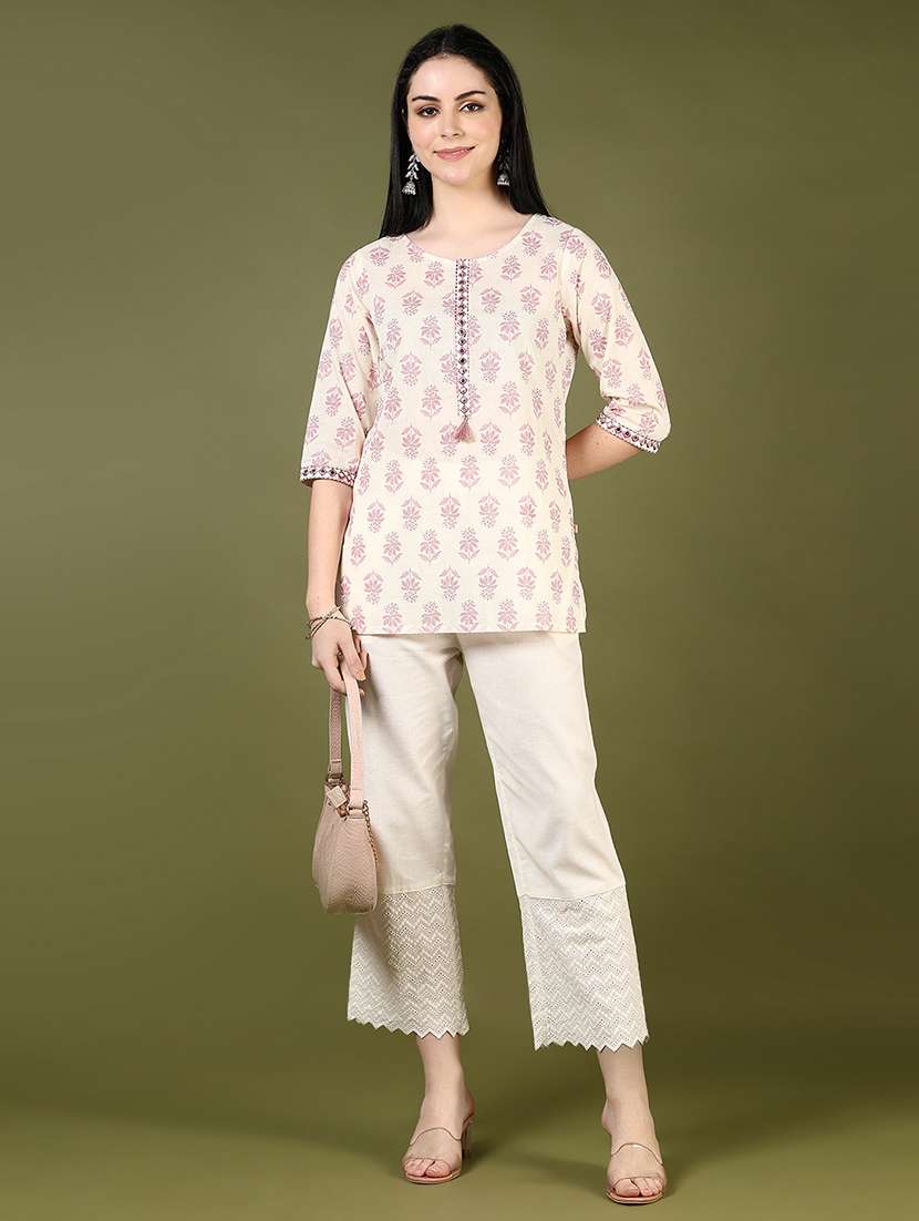women floral printed three quarter sleeve straight kurti - 22164054 -  Standard Image - 4