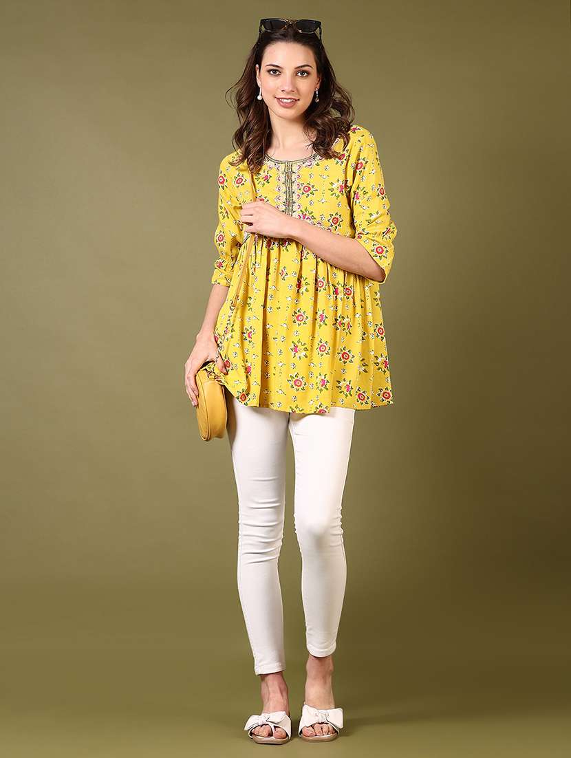 women floral printed three quarter sleeve flared kurti - 22164205 -  Standard Image - 4