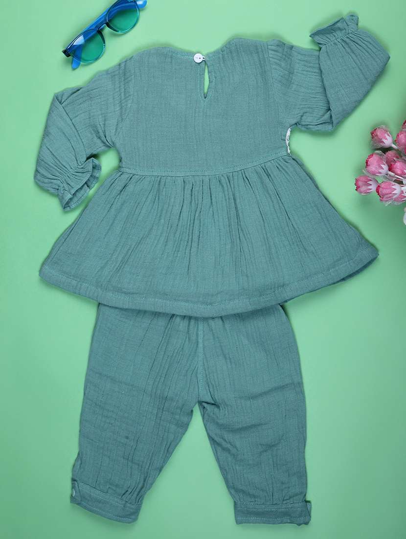 girls slef designed round neck kurta and pant set - 22164809 -  Standard Image - 1