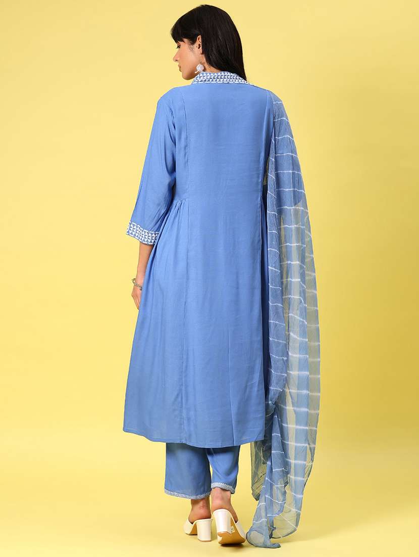 women floral three quarter sleeve kurta pant with dupatta set - 22164908 -  Standard Image - 1