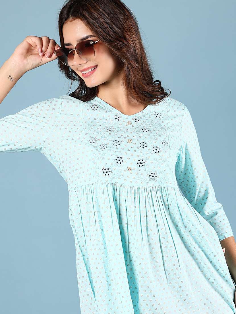 women printed three quarter sleeve flared kurti - 22165801 -  Standard Image - 4