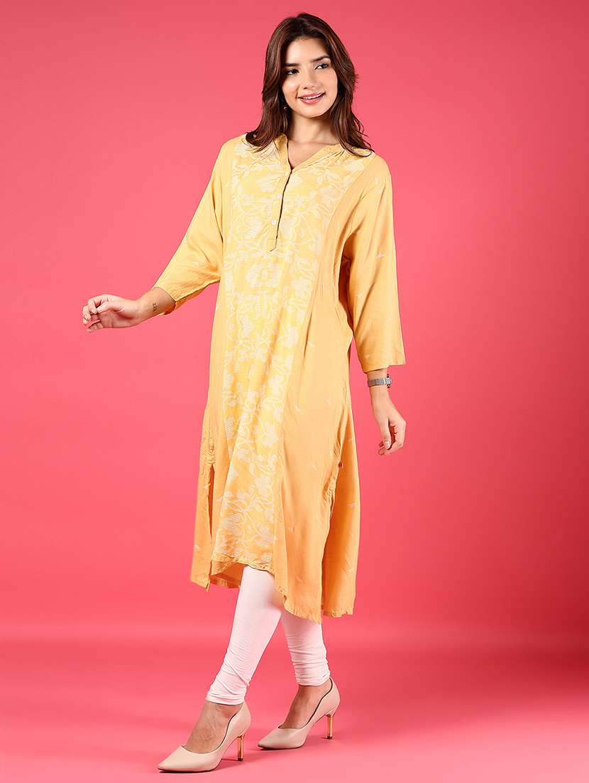 women floral printed three quarter sleeve straight kurta - 22165812 -  Standard Image - 1
