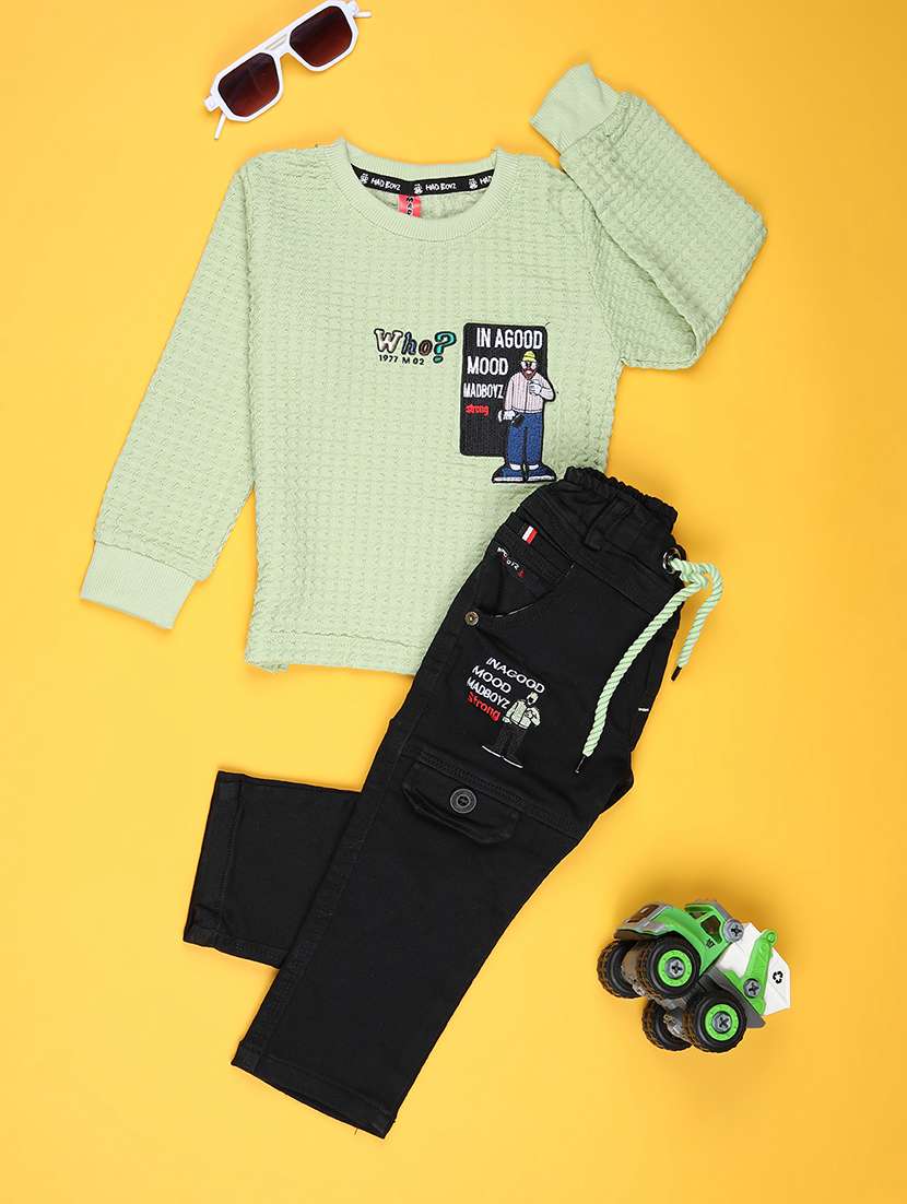 boys printed t-shirt & trouser co-ord set