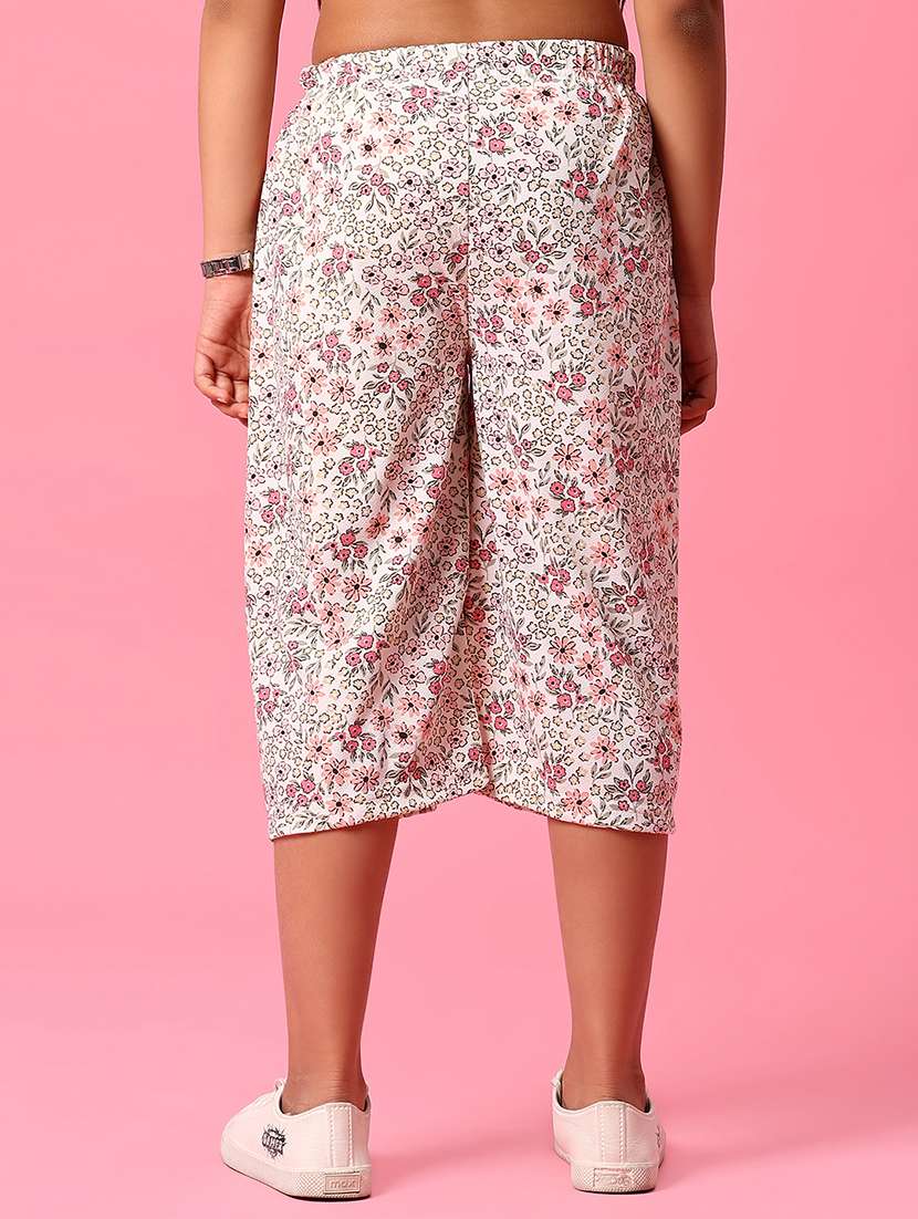 girls floral printed mid rise three-fourth - 22166496 -  Standard Image - 1