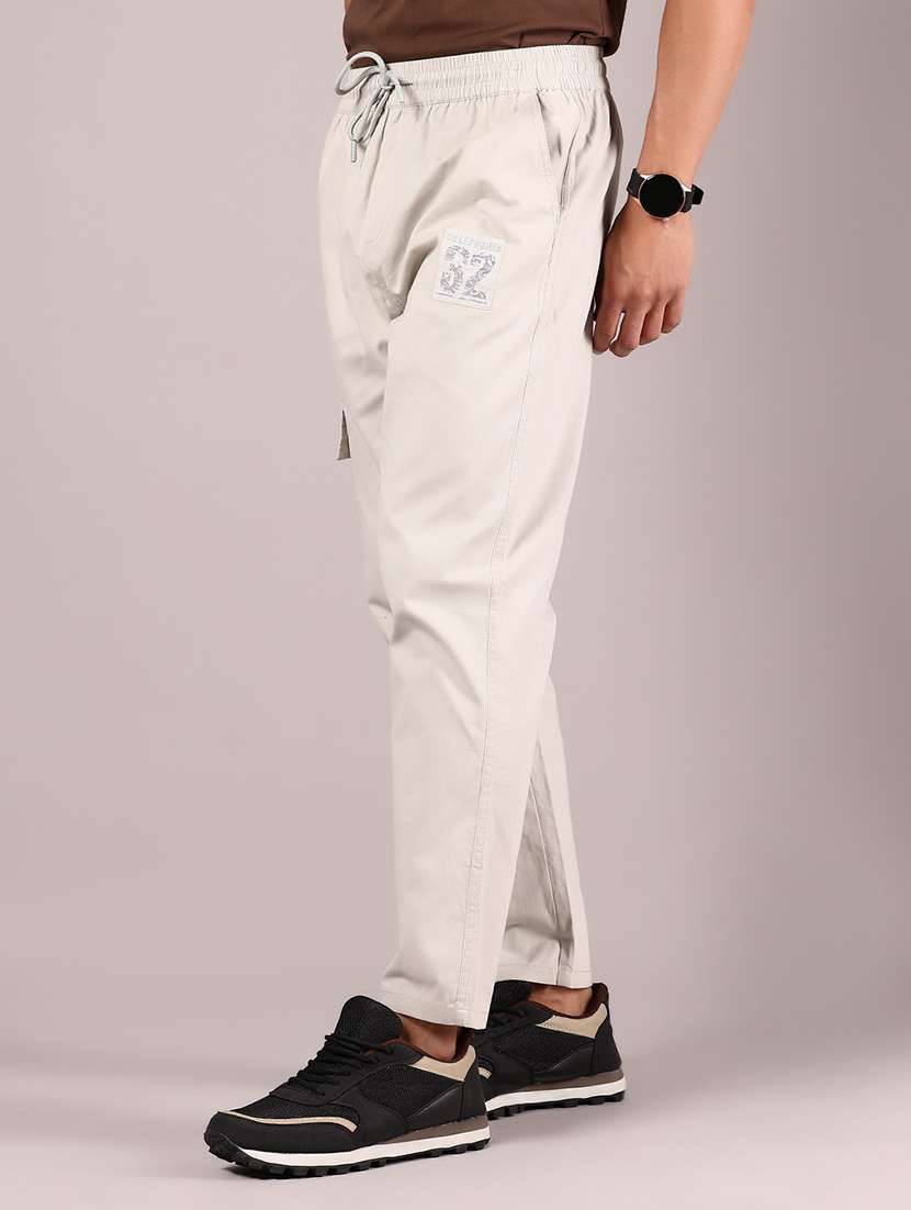 men solid mid rise regular fit cargo - 22167315 -  Standard Image - 1