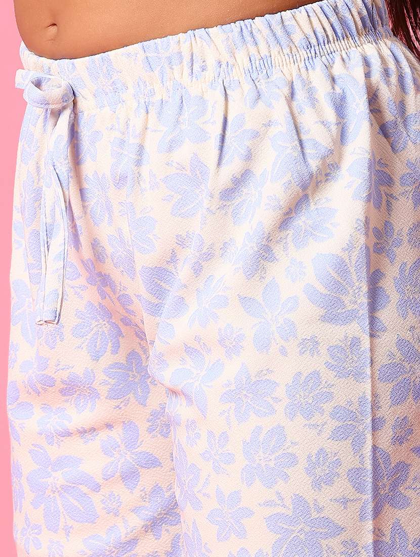 girls floral printed mid rise three-fourth - 22167617 -  Standard Image - 4