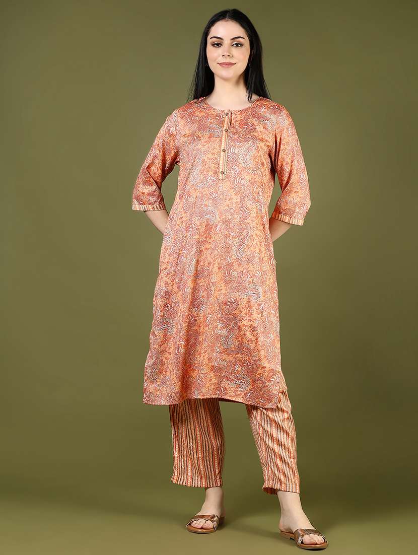 women three quarter sleeve kurta and pant set - 22167727 -  Standard Image - 1