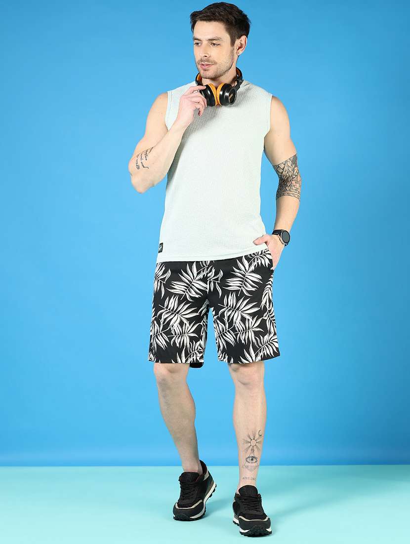 men printed mid rise regular fit shorts - 22167803 -  Standard Image - 4