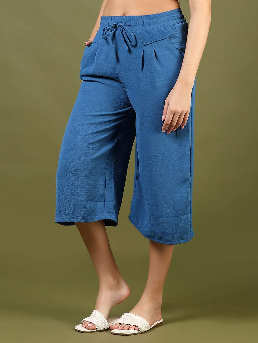 women solid mid rise relaxed fit capri - 22168667 -  Standard Image - 1