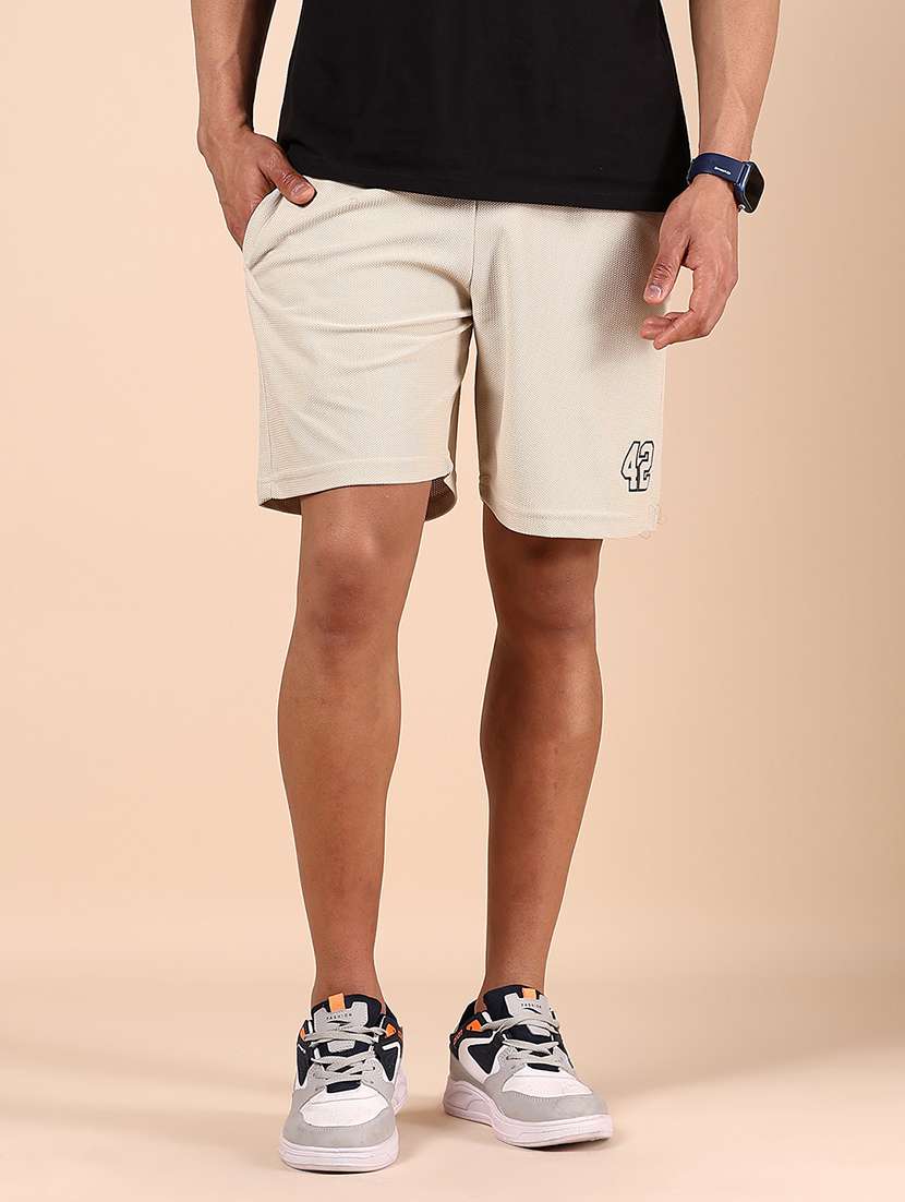 men placement print mid rise regular fit shorts - 22168673 -  Standard Image - 1