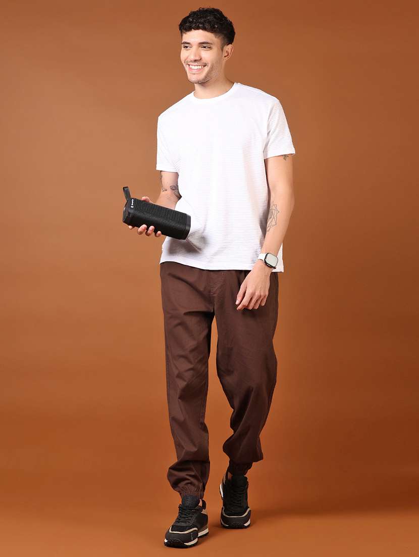 men solid mid rise relaxed fit jogger - 22168837 -  Standard Image - 4