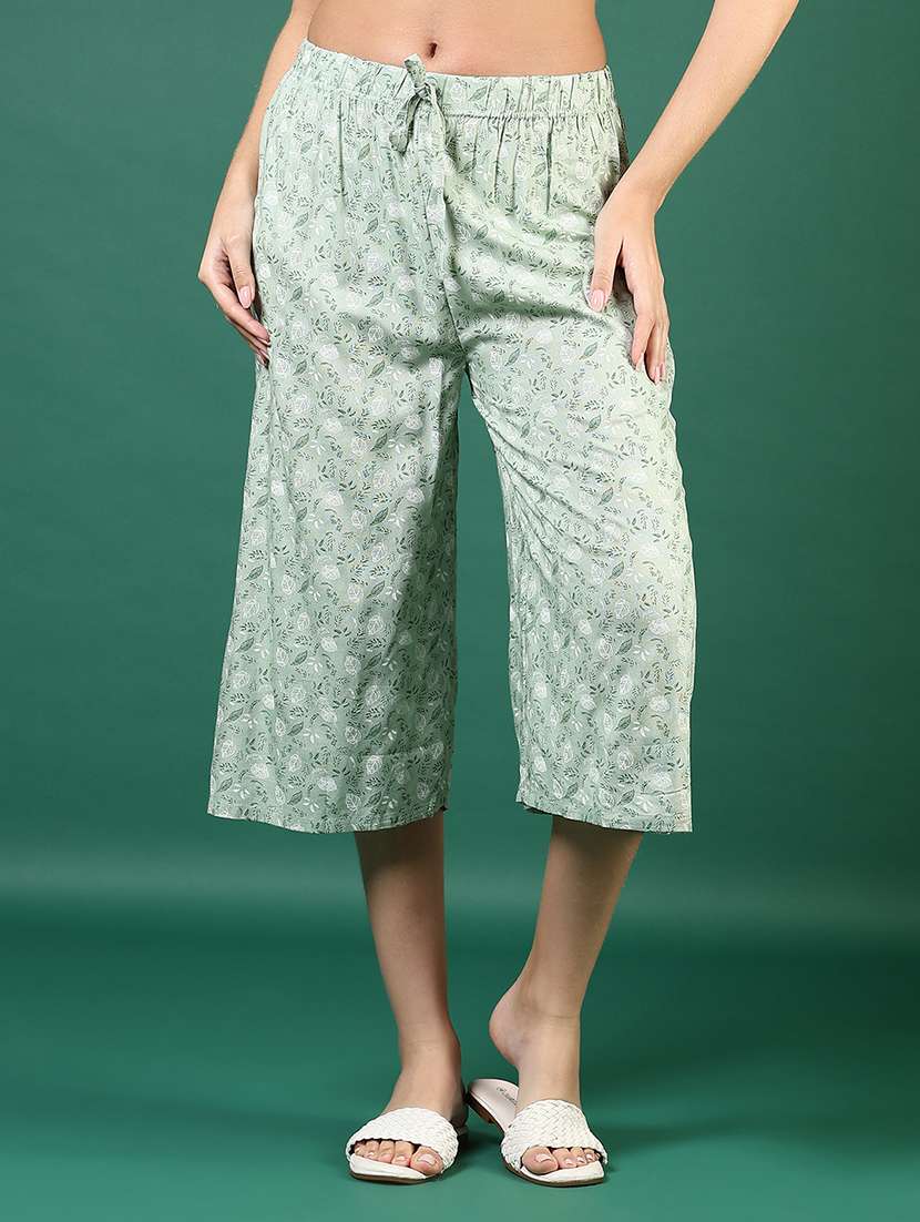 women printed mid rise relaxed fit capri - 22168877 -  Standard Image - 1