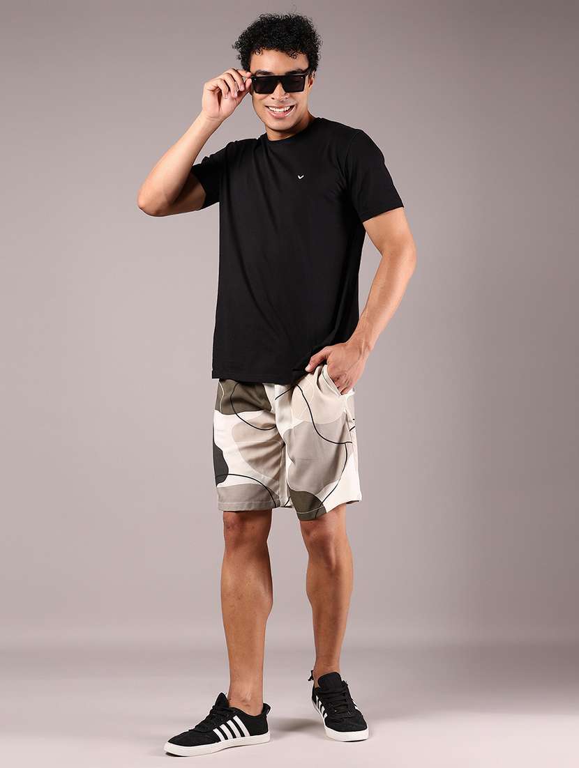 men printed mid rise regular fit shorts - 22168993 -  Standard Image - 4