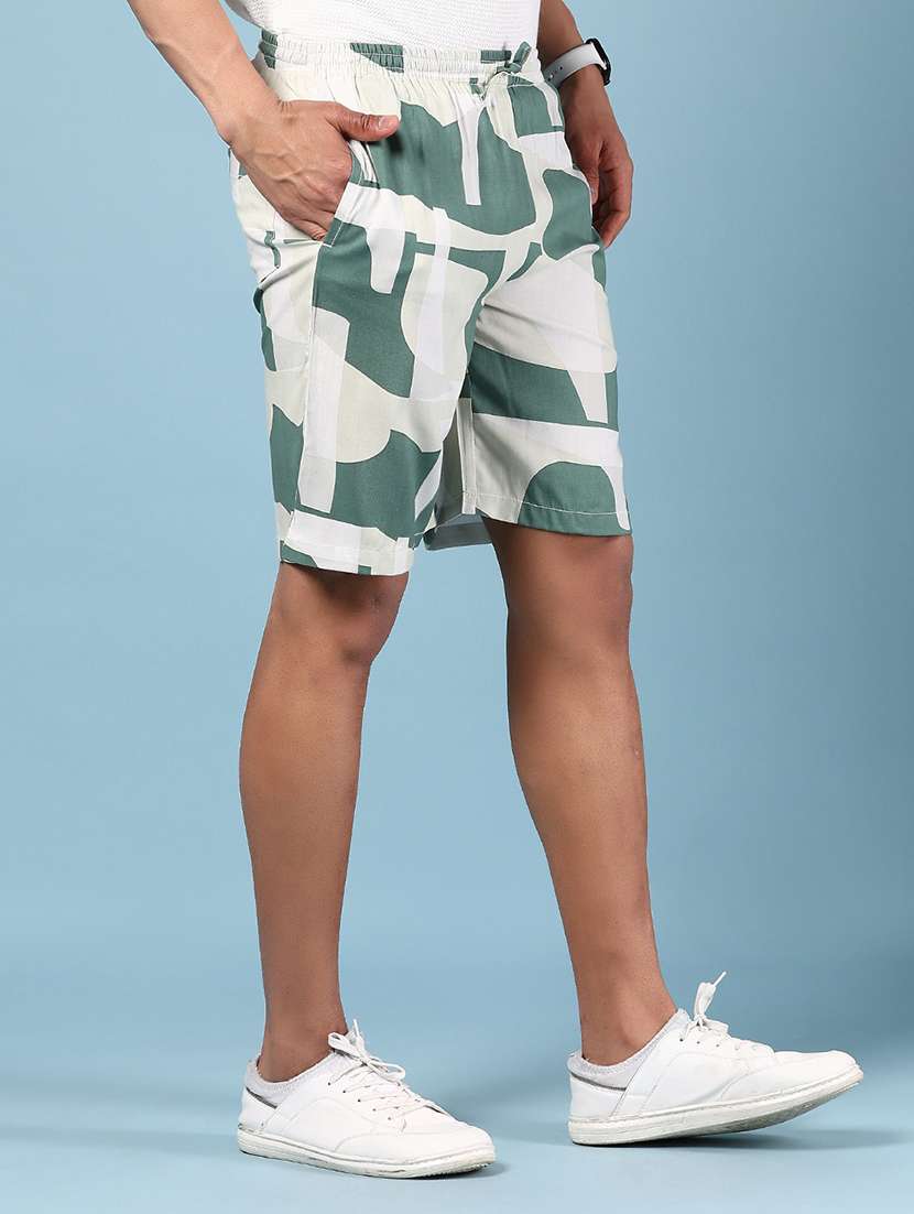 men printed mid rise regular fit shorts - 22169777 -  Standard Image - 1
