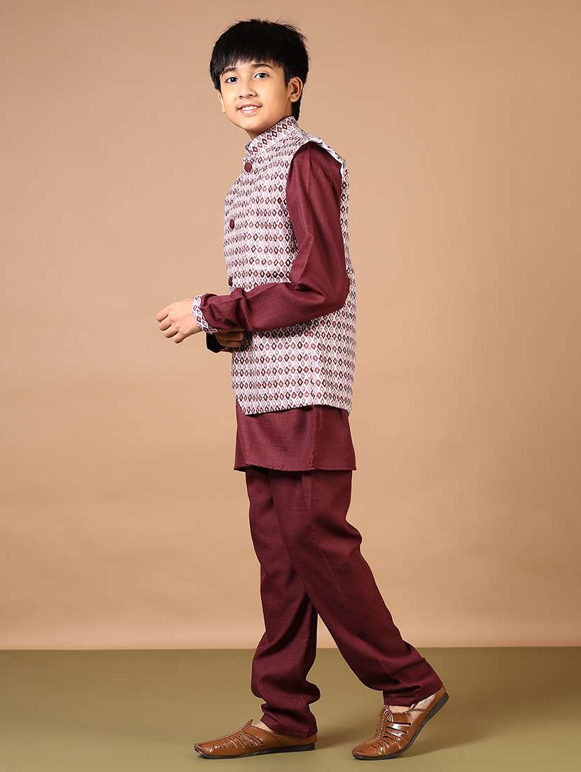 Boys Printed Long Sleeve Kurta And Pyjama Set - 22169941 -  Standard Image - 1