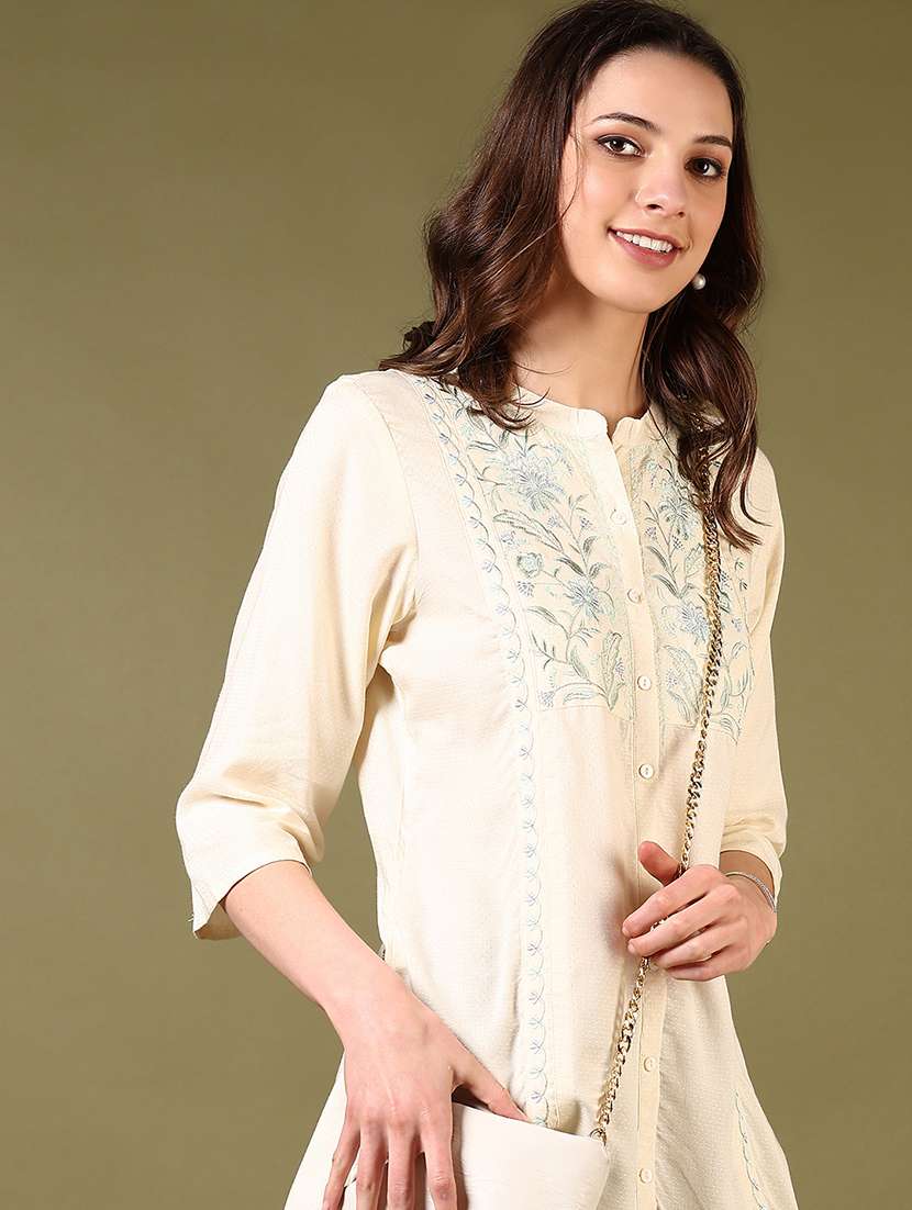 women solid with work three quarter sleeve a-line kurti - 22170255 -  Standard Image - 4