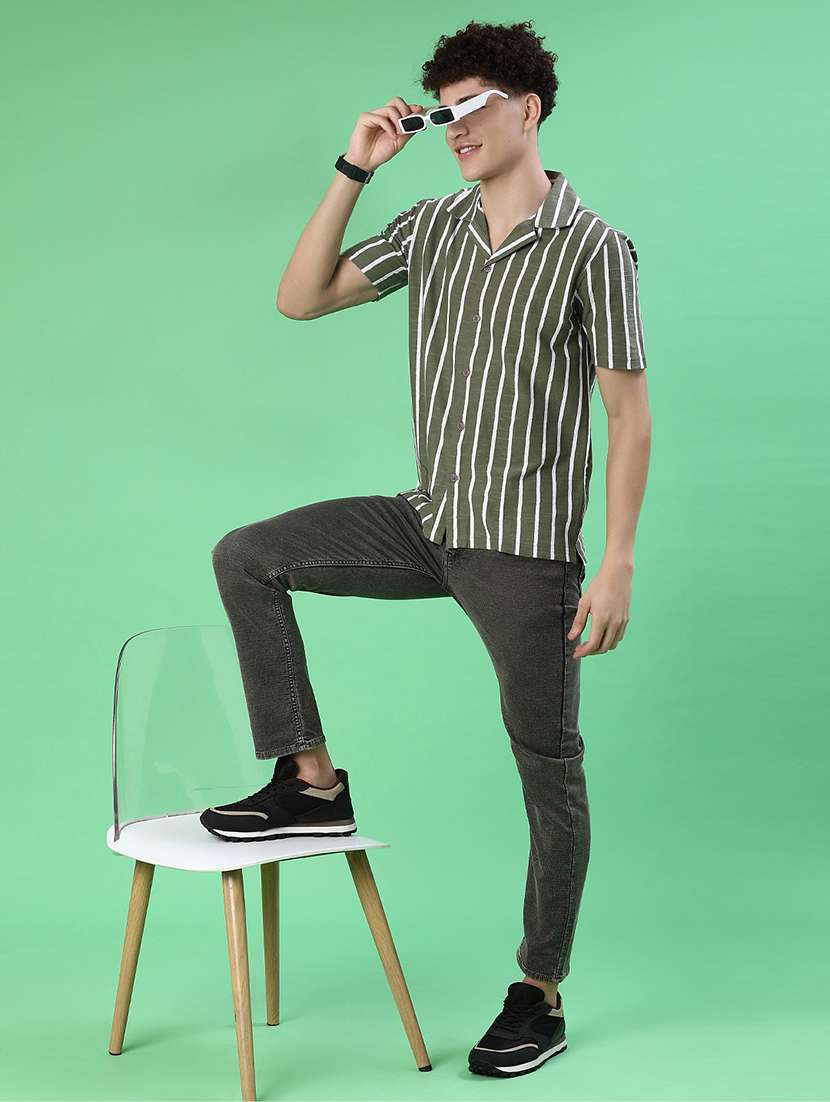 men plain mid rise full length jeans - 22170692 -  Standard Image - 4