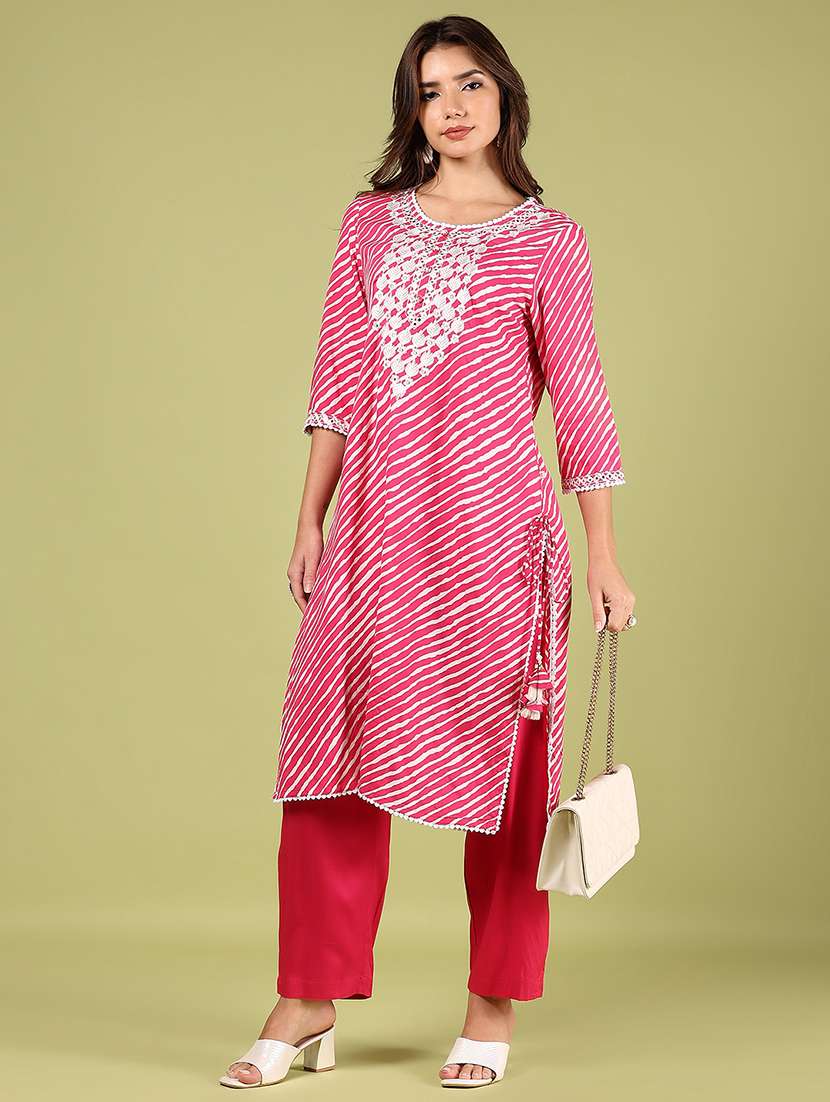 women three quarter sleeve kurta and pant set - 22170787 -  Standard Image - 1