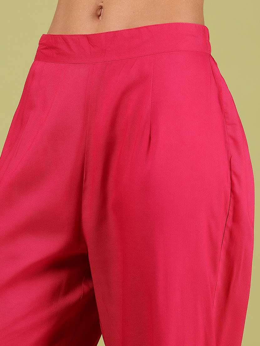 women three quarter sleeve kurta and pant set - 22170787 -  Standard Image - 4