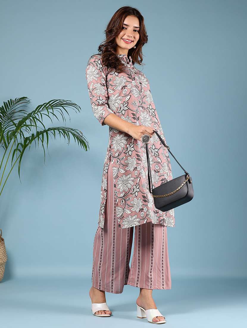 women floral three quarter sleeve kurta palazzo set - 22170903 -  Standard Image - 1