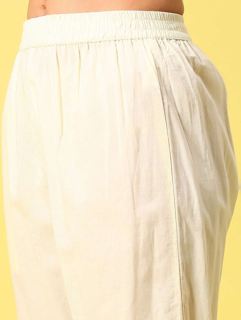 women floral three quarter sleeve kurta pant with dupatta set - 22171787 -  Standard Image - 4