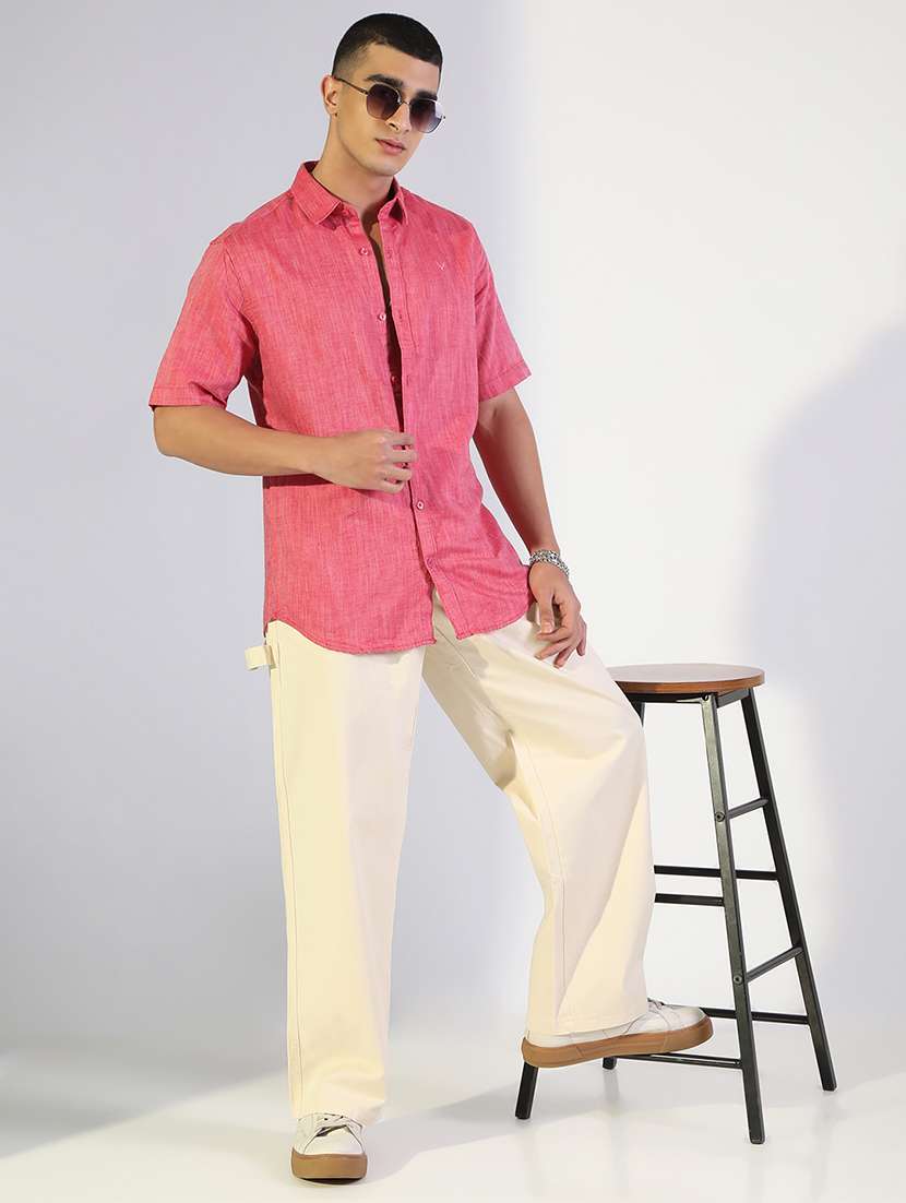 men soild collared short sleeve shirt - 22173658 -  Standard Image - 4