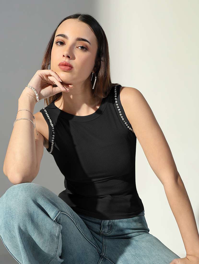 women black solid sleeveless blend tank top