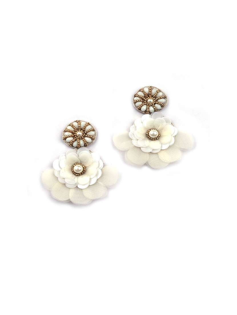 handmade golden flower pearl earrings - 22173782 -  Standard Image - 1