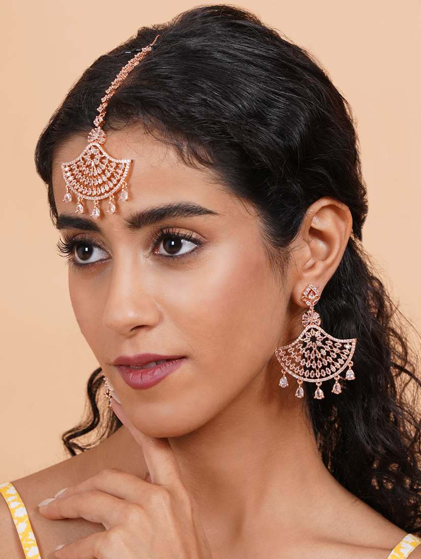 rose gold symmetrical earring-maangtika set - 22173793 -  Standard Image - 1