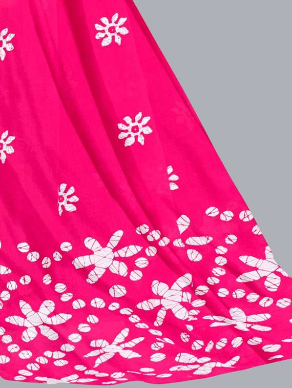 women batik printed three quarter sleeve kurta pant with dupatta set - 22173865 -  Standard Image - 4