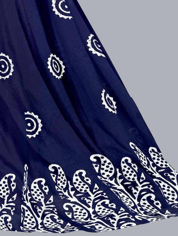 women batik printed three quarter sleeve kurta pant with dupatta set - 22173895 - Standard Image - 4