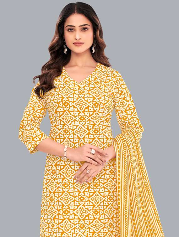women batik printed three quarter sleeve kurta pant with dupatta set - 22173902 -  Standard Image - 4