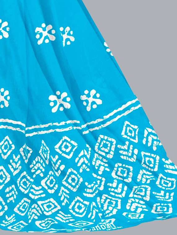 women batik printed three quarter sleeve kurta pant with dupatta set - 22173906 -  Standard Image - 4