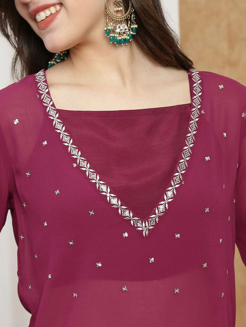 globus women maroon v-neck bell sleeves sequin embellished detail kurta with crop top & wide leg trouser festive set - 22174007 -  Standard Image - 4