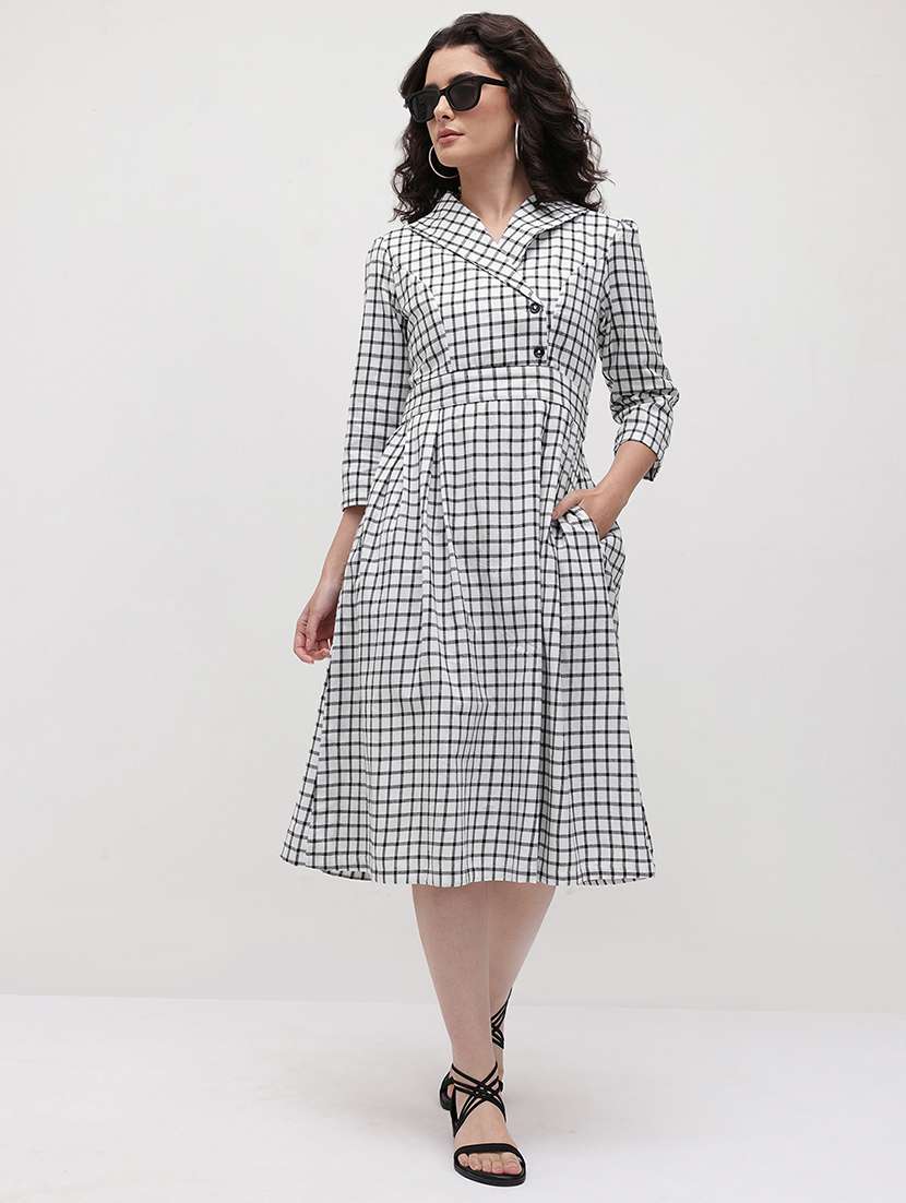 women checkered three quarter sleeve dress