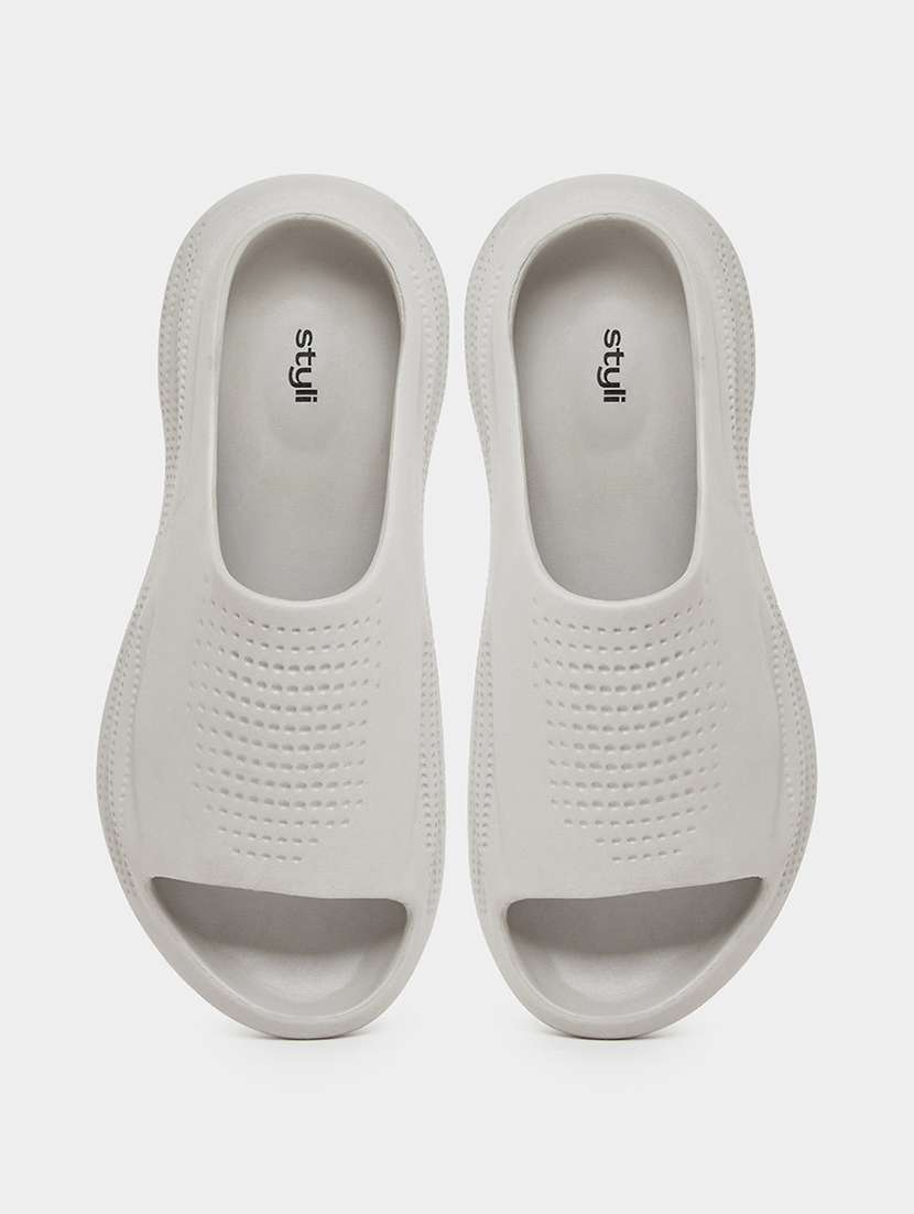 men solid slip on slider